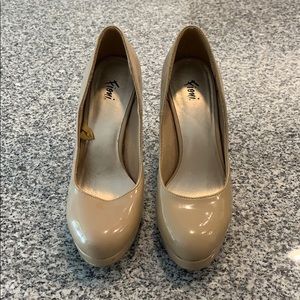 Nude Fioni heels